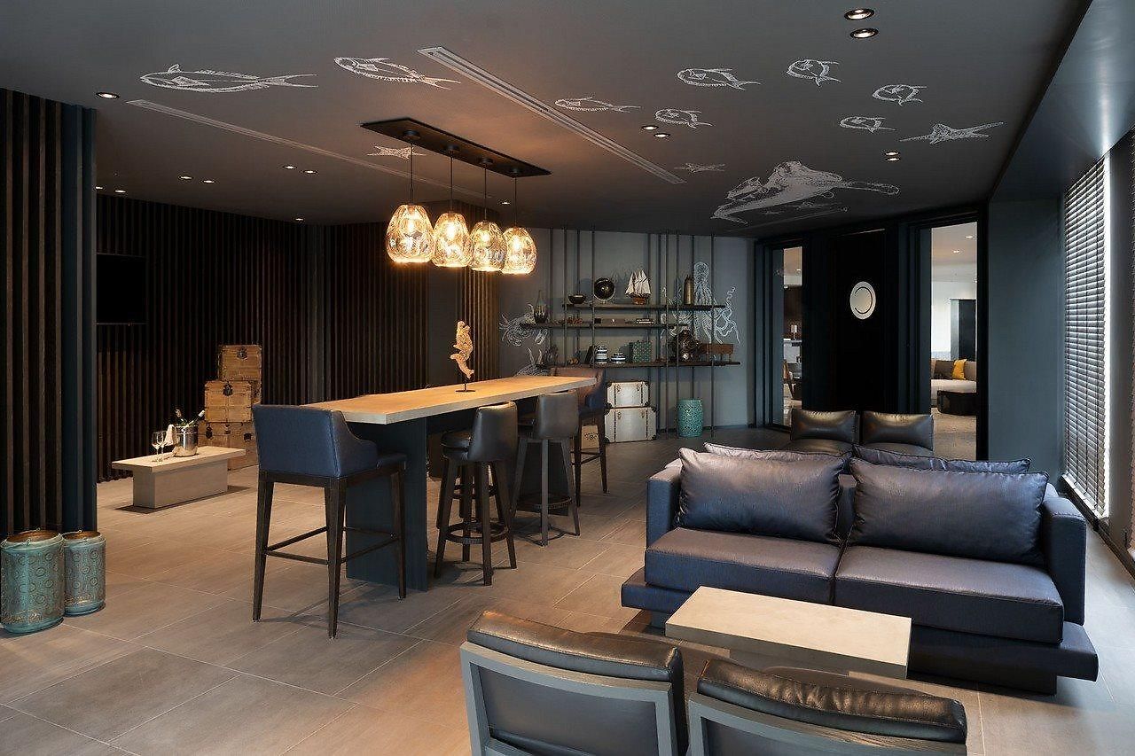 Cross Pratamnak โรงแรม 5*