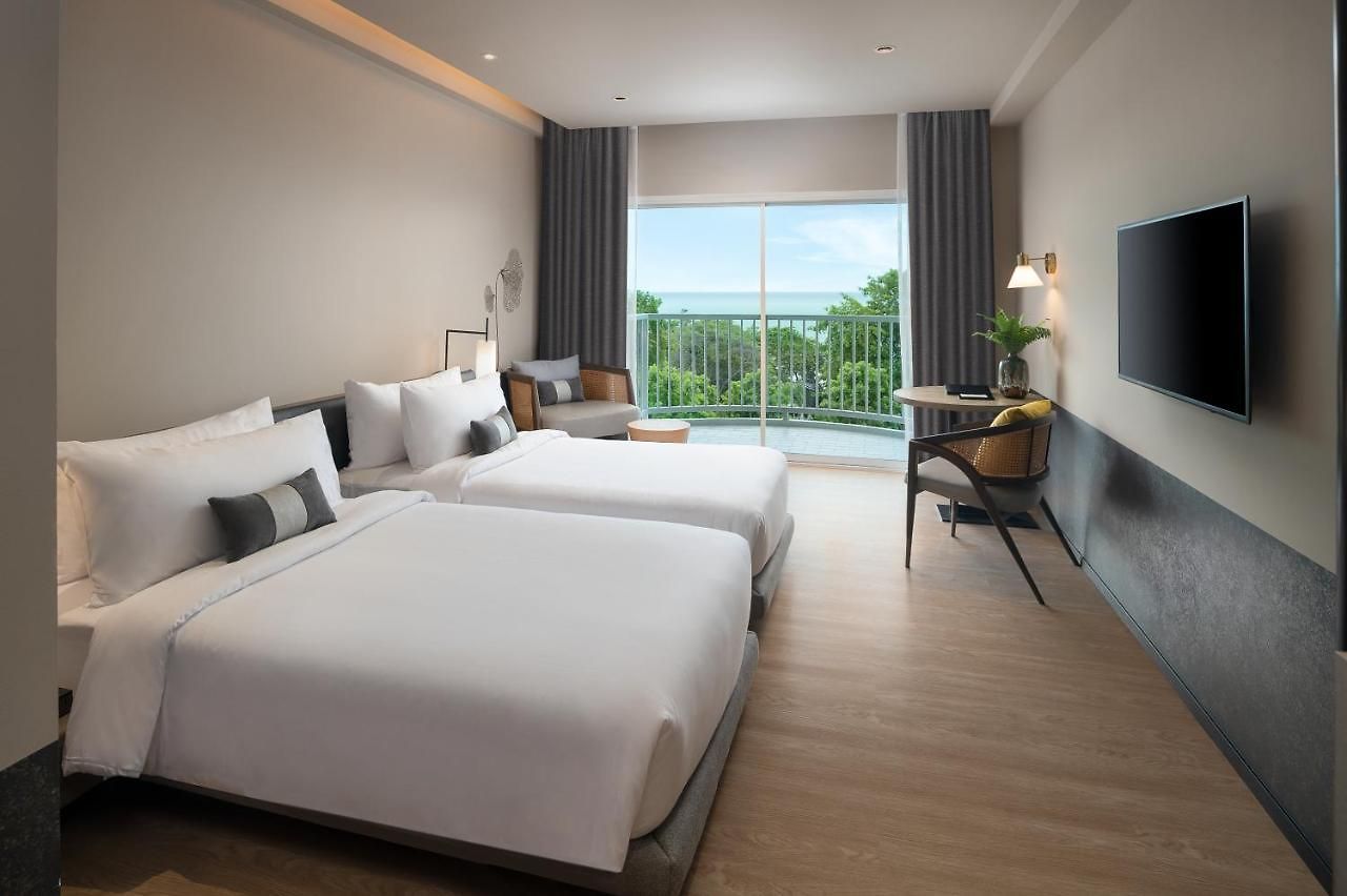 Cross Pratamnak โรงแรม Pattaya