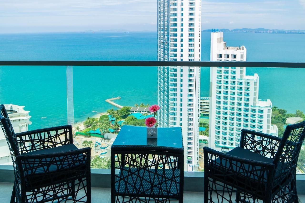 W Tower By Tech โรงแรม