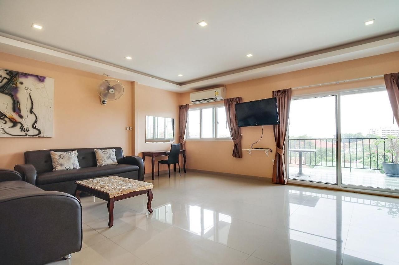 Phratumnak Hill Guest House Pattaya