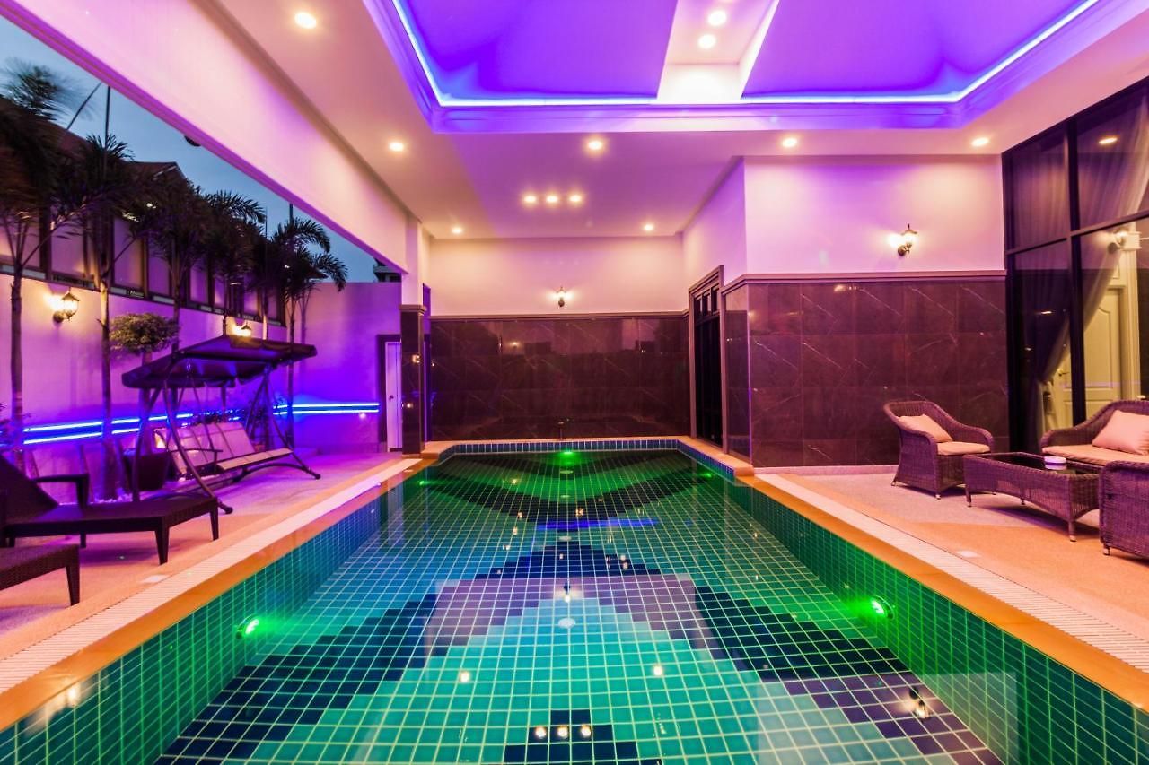 Pool วิลล่า