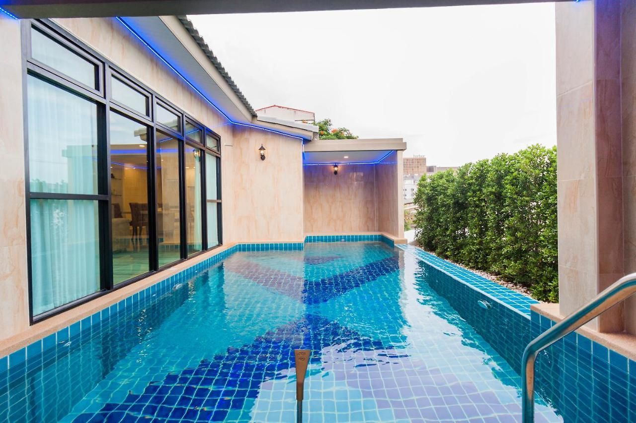 Pool วิลล่า