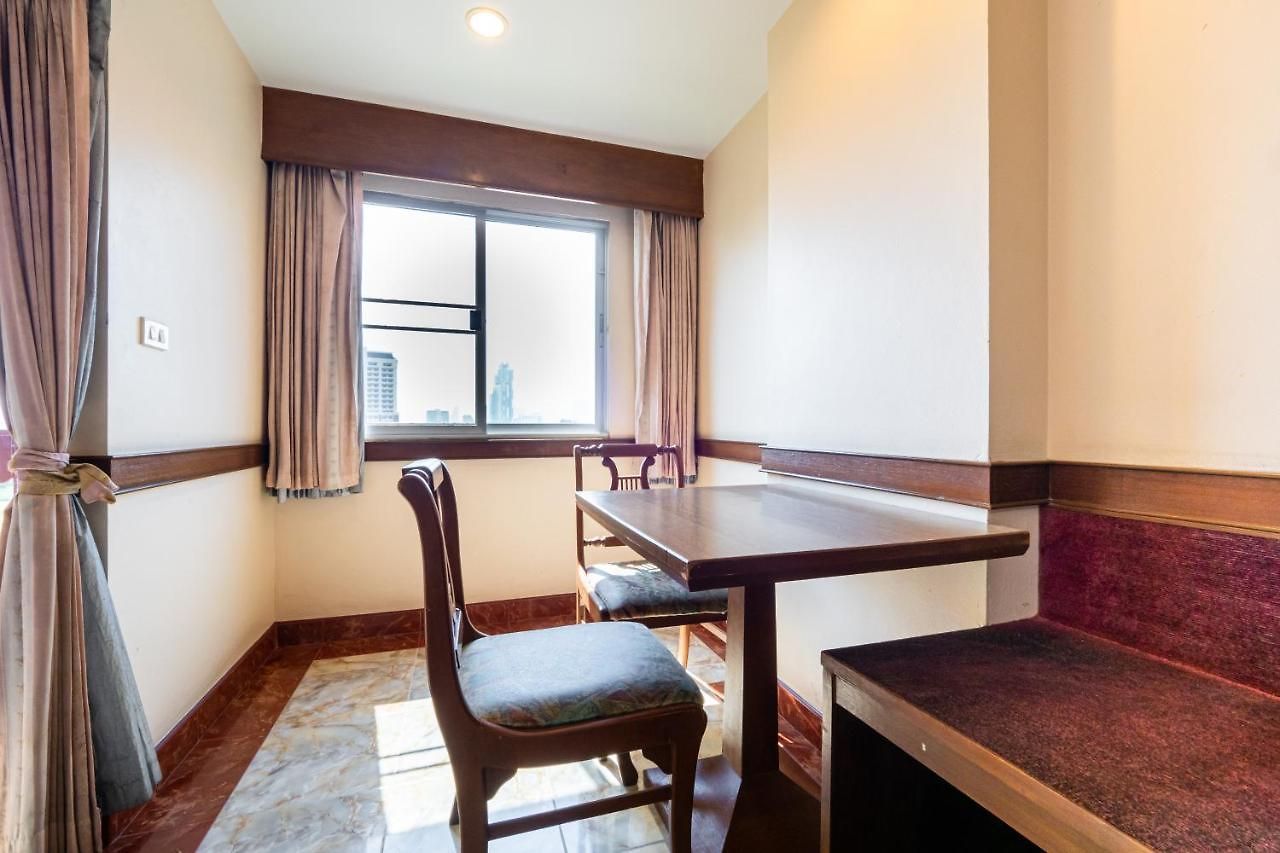 Reddoorz Navin Mansion 3 โรงแรม Pattaya