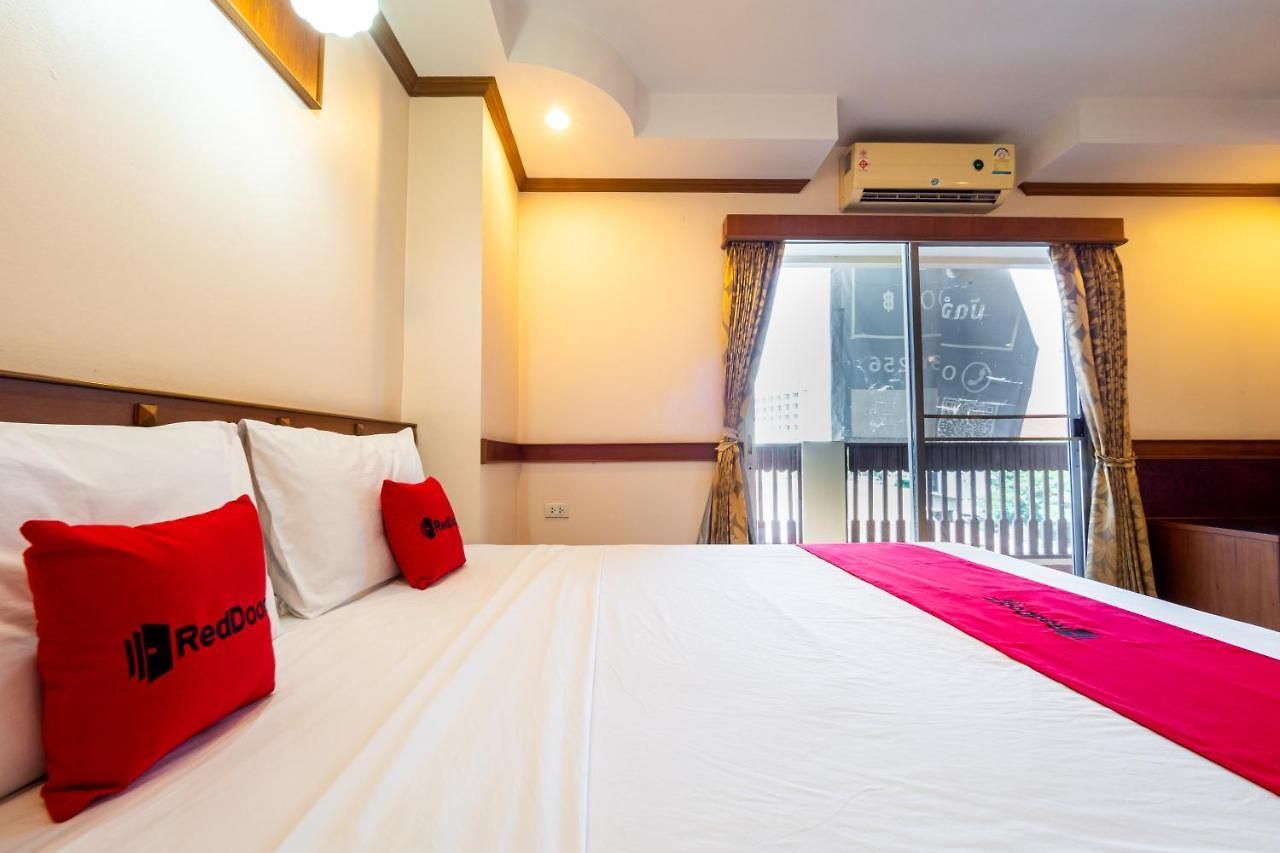 Reddoorz Navin Mansion 3 โรงแรม 3*