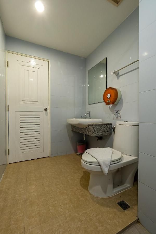 โรงแรม Reddoorz I Siam At Pattaya *