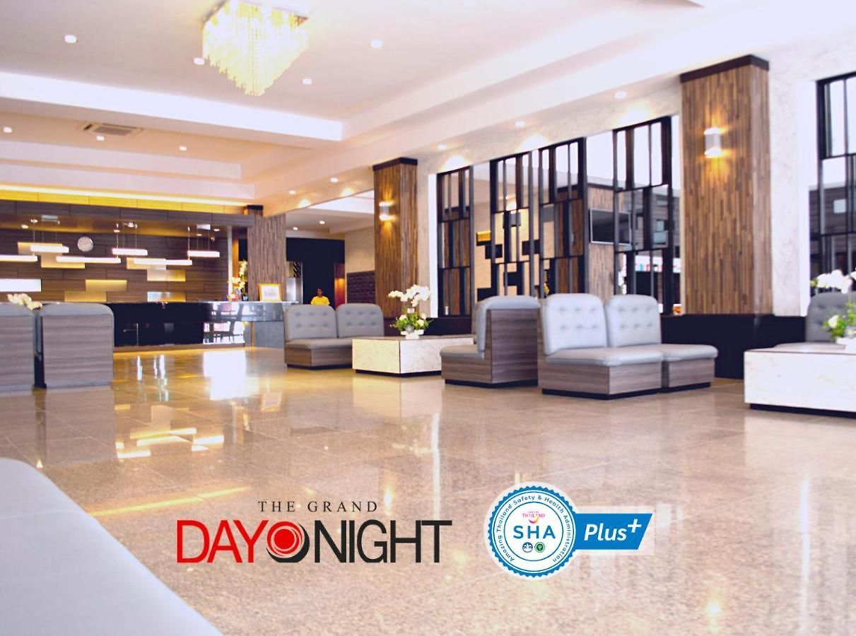 The Grand Day Night โรงแรม 3*
