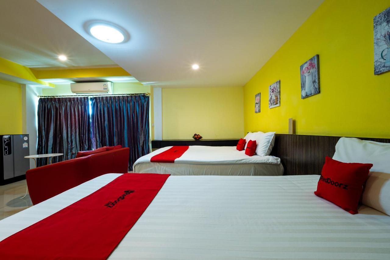 Reddoorz I Siam At Pattaya โรงแรม *