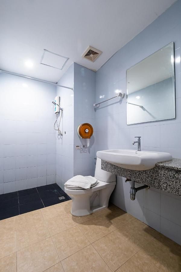Reddoorz I Siam At Pattaya โรงแรม