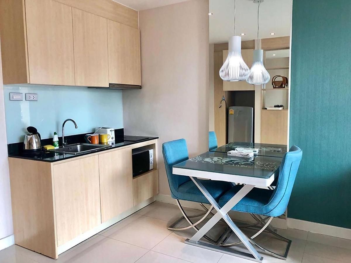 อพาร์ทเม้น Grande Carribean Sea View&park View Comfortable 1 Bedroom For 3 Person With Washing Machine , Kitchen And Utensils For The Cooking *