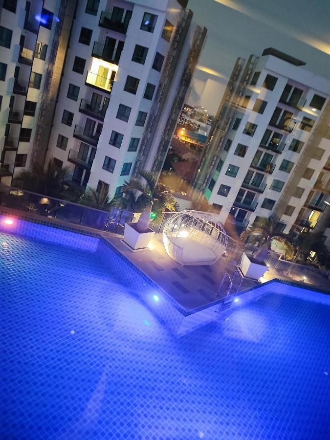 โรงแรม Arcadia *