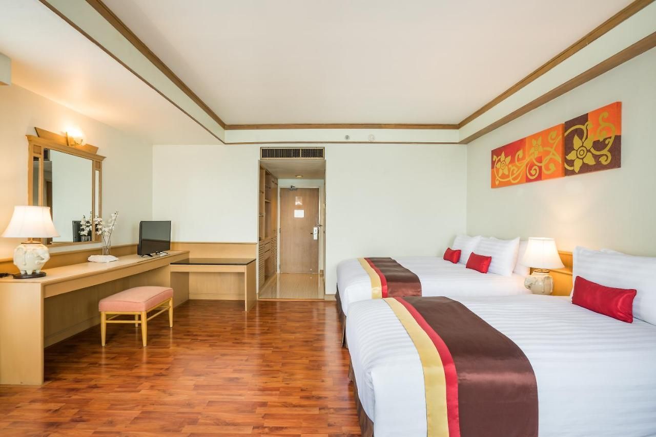 โรงแรม Cosy - Sha Extra