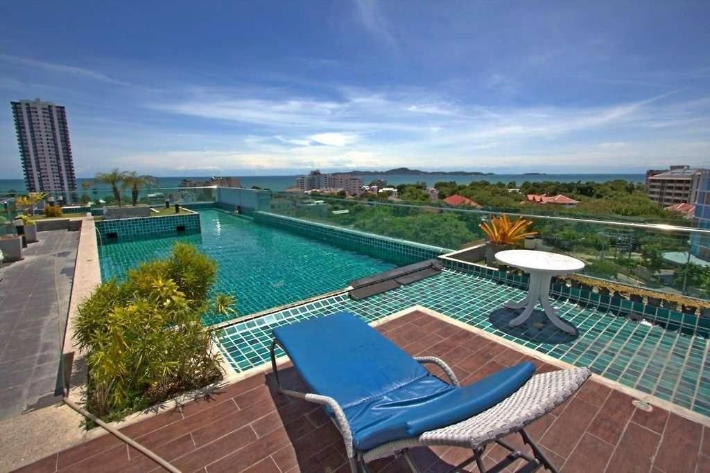 อพาร์ทเม้น Laguna Bay One *