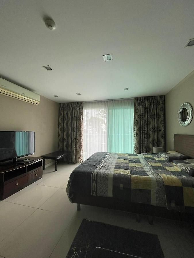 อพาร์ทเม้น Laguna Bay One Pattaya