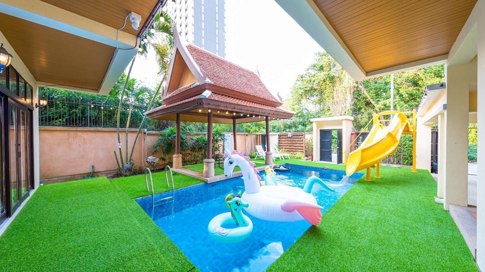 Villa Bali Beach Pool *