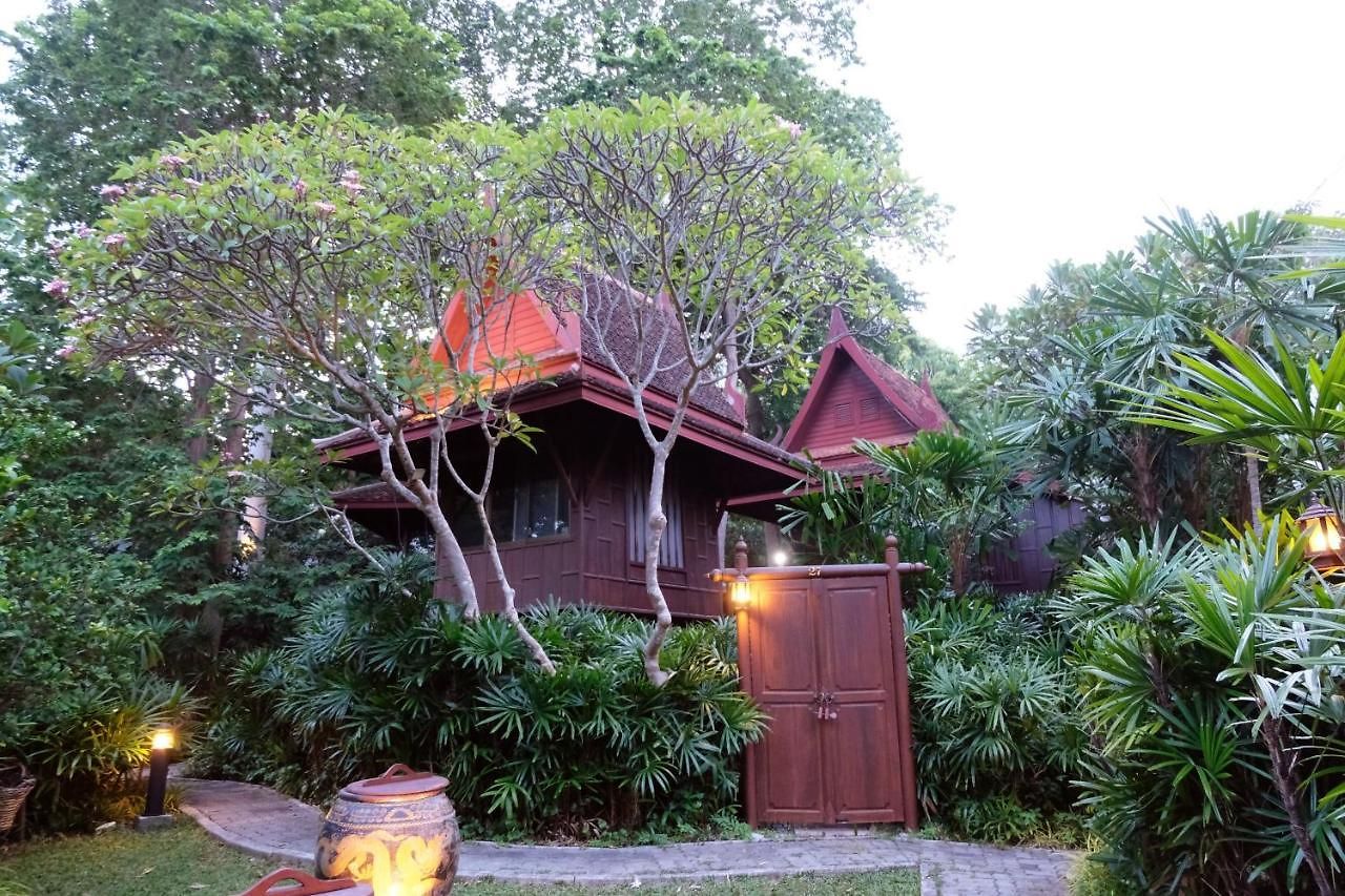 รีสอร์ท ชูการ์ ฮัท Pattaya