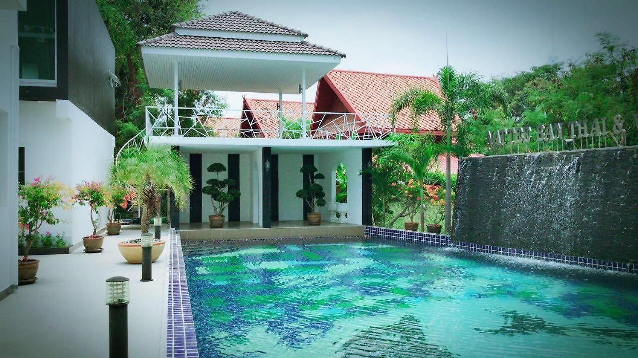 วิลล่า Jj