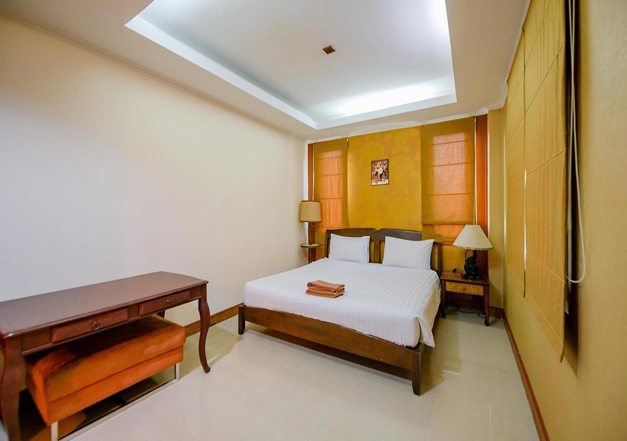 วันหยุดที่บ้าน 4 Bedroom Town With Private Pool *