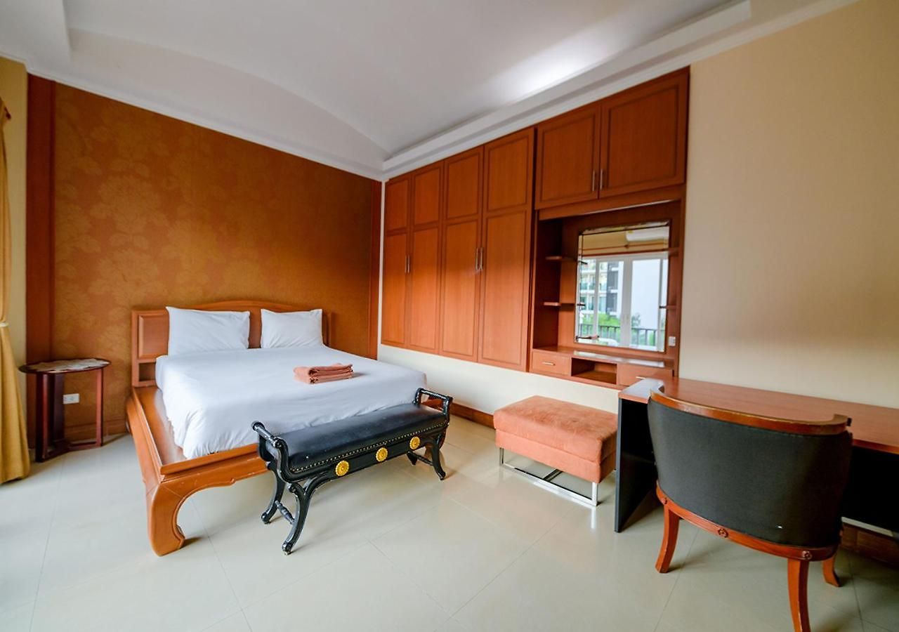 4 Bedroom Town With Private Pool วันหยุดที่บ้าน *