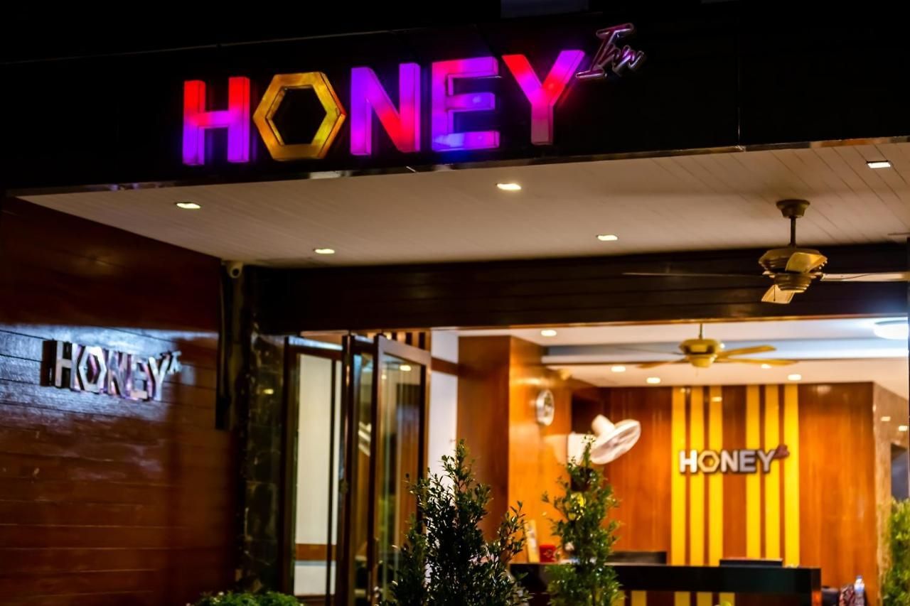 Honey 3*
