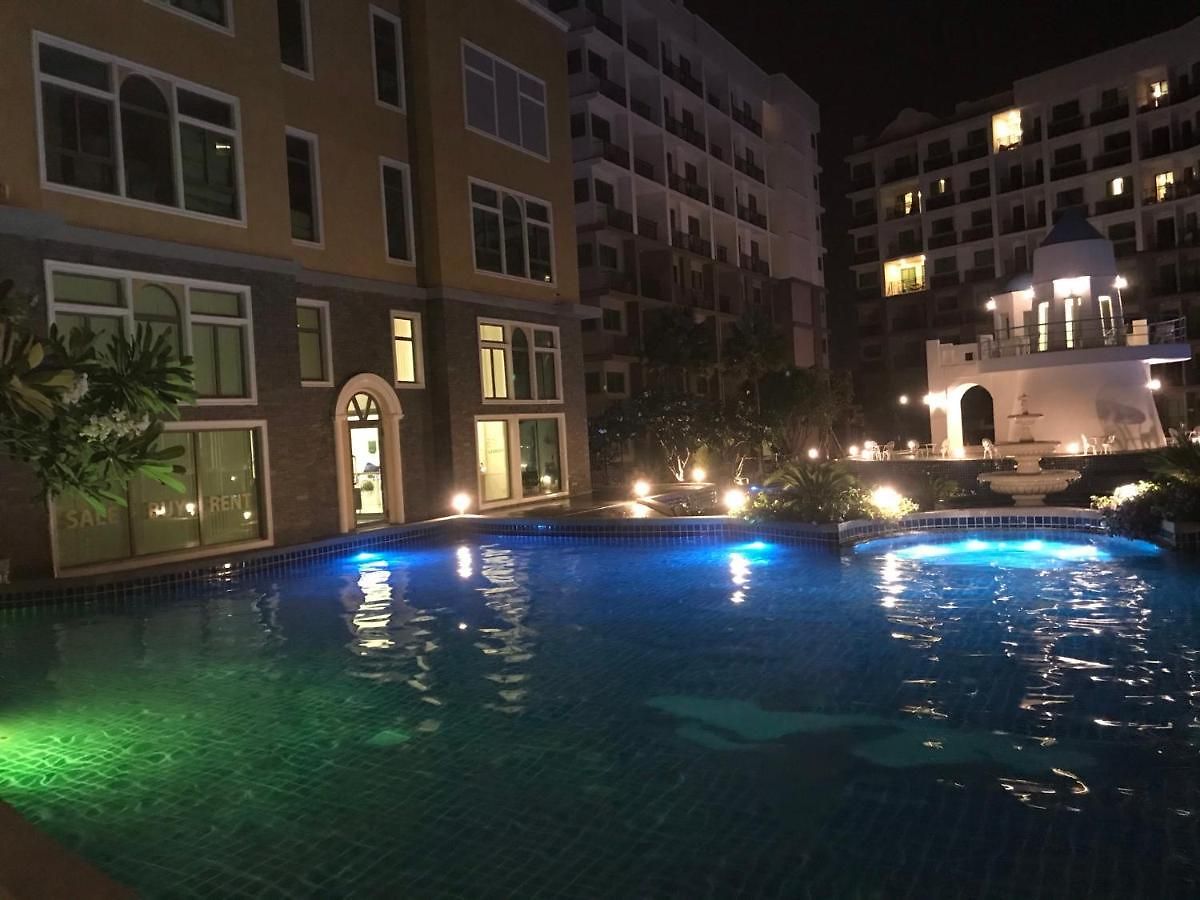 รีสอร์ท Arcadia Continental Pattaya