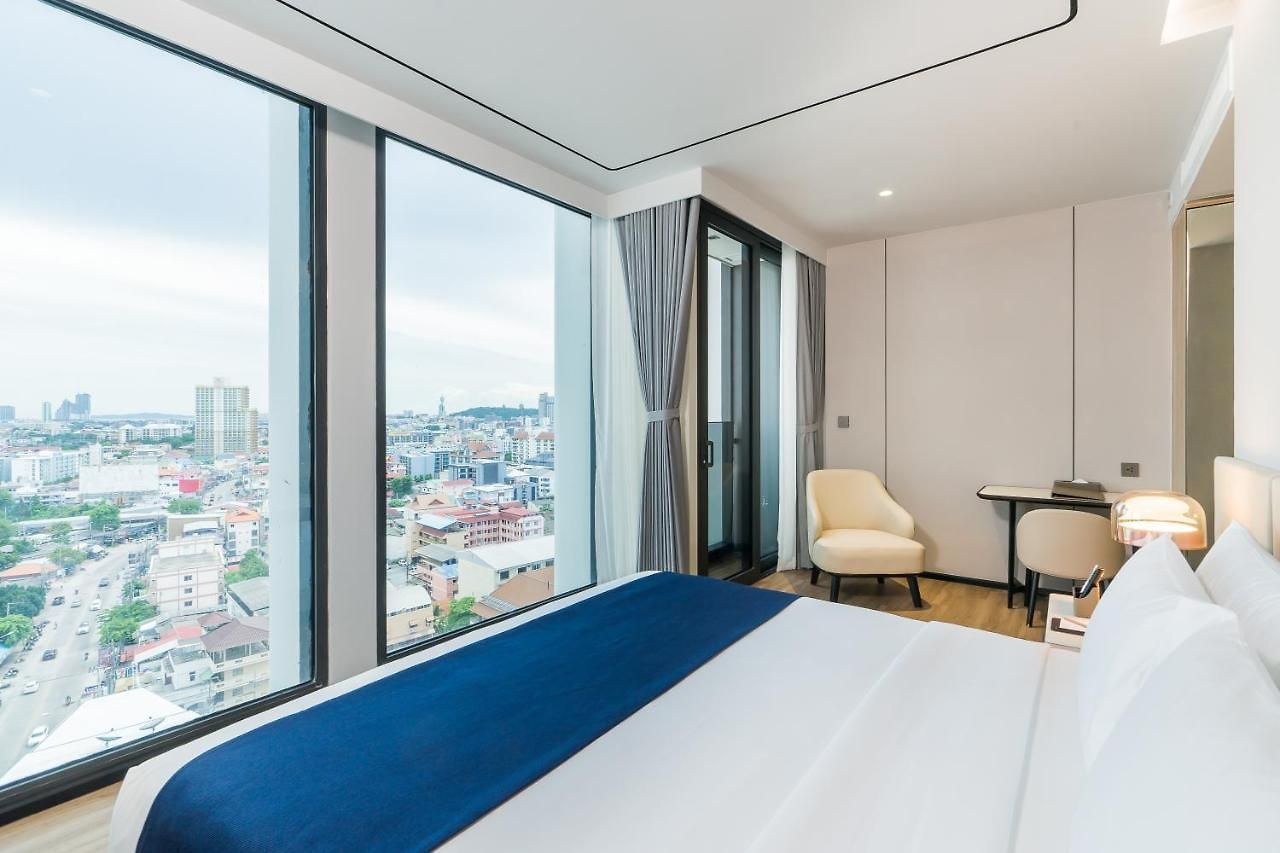 อาเบอร์ โฮเทล แอนด์ เรสซิเดนซ์ โรงแรม 5*