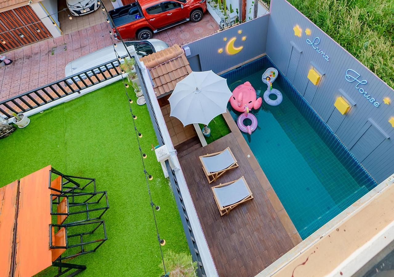 4 Bedroom Town With Private Pool วันหยุดที่บ้าน Pattaya