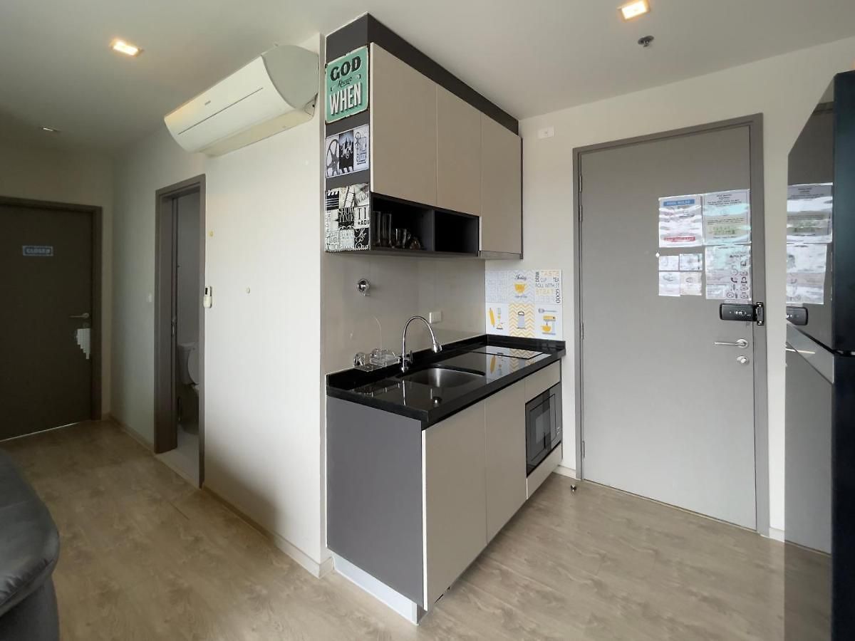 The Base Deluxe Great Location อพาร์ทเม้น Pattaya