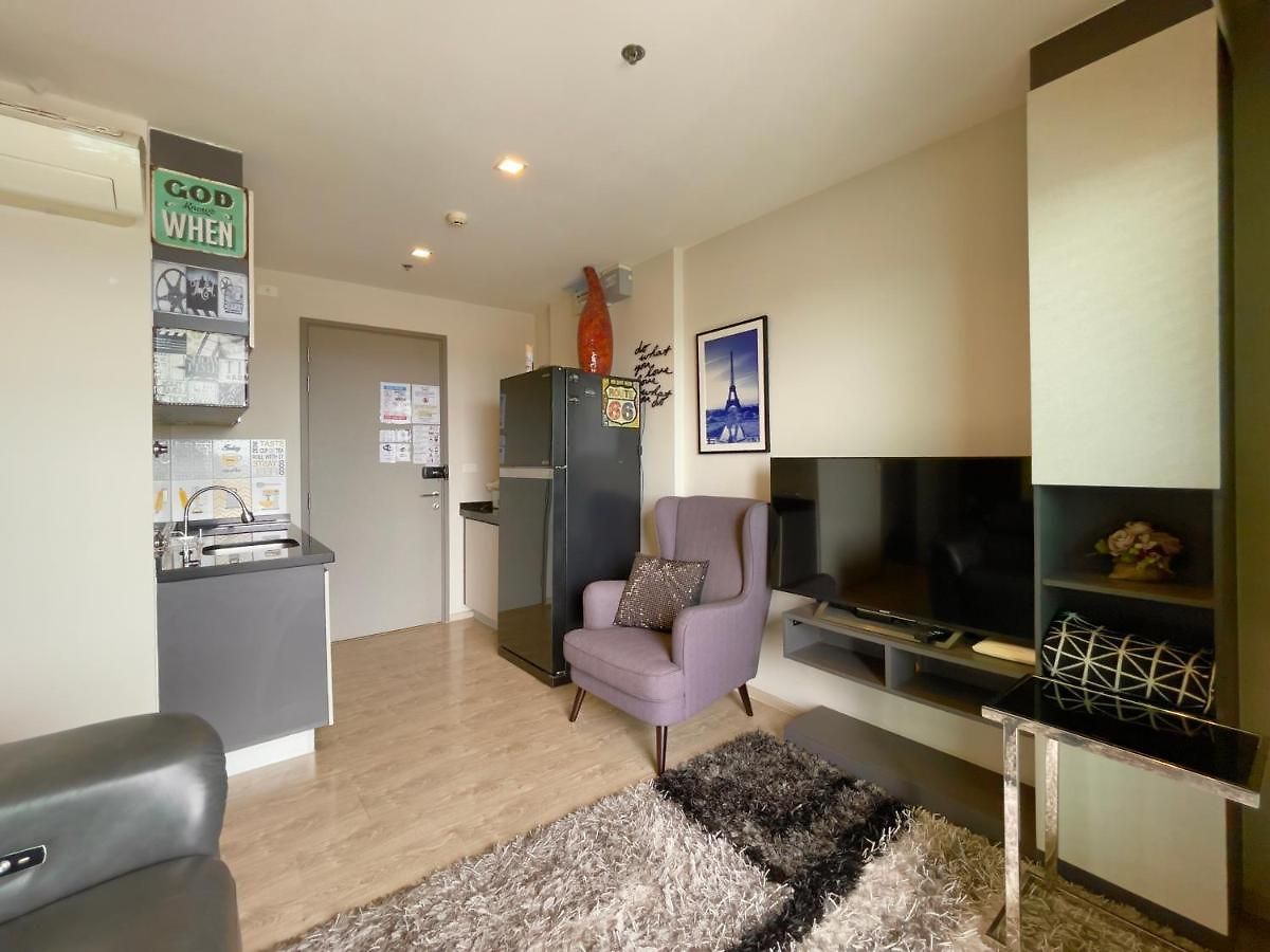 The Base Deluxe Great Location อพาร์ทเม้น