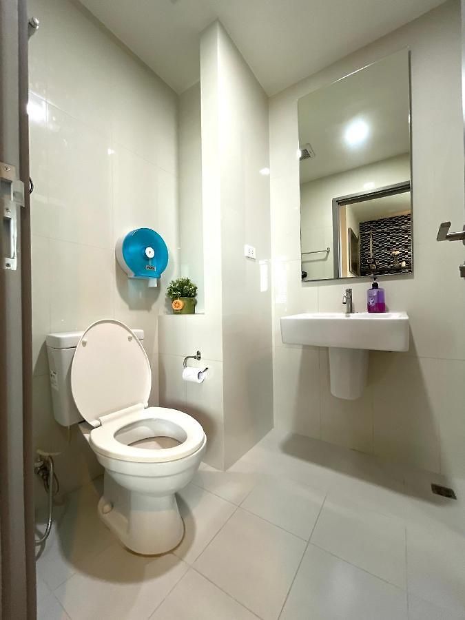 อพาร์ทเม้น The Base Deluxe Great Location *