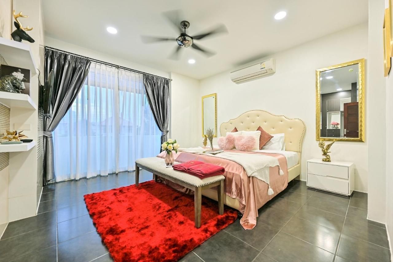 วิลล่า 4bd Pool With Jacuzzi - Exquisite Pool A Pattaya