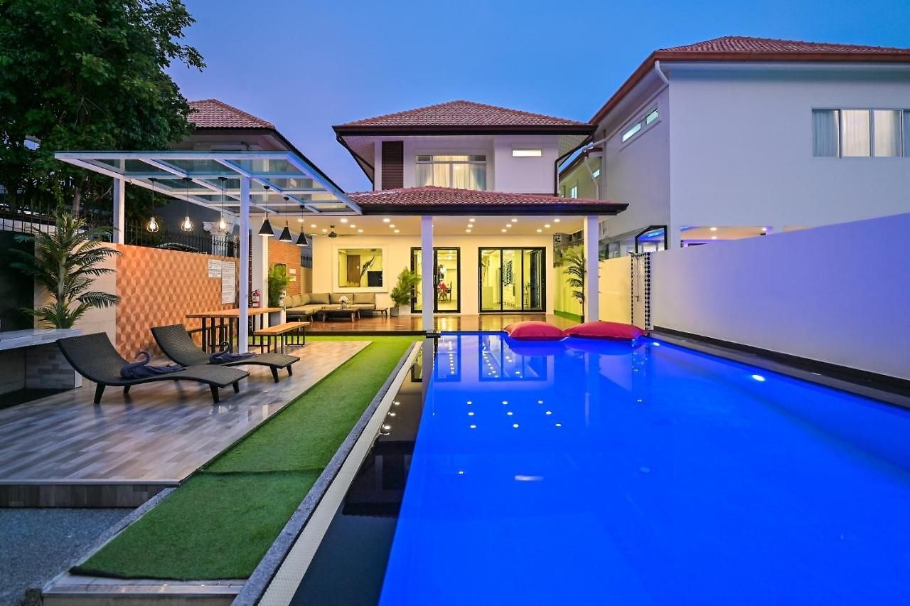 4bd Pool With Jacuzzi - Exquisite Pool A วิลล่า *