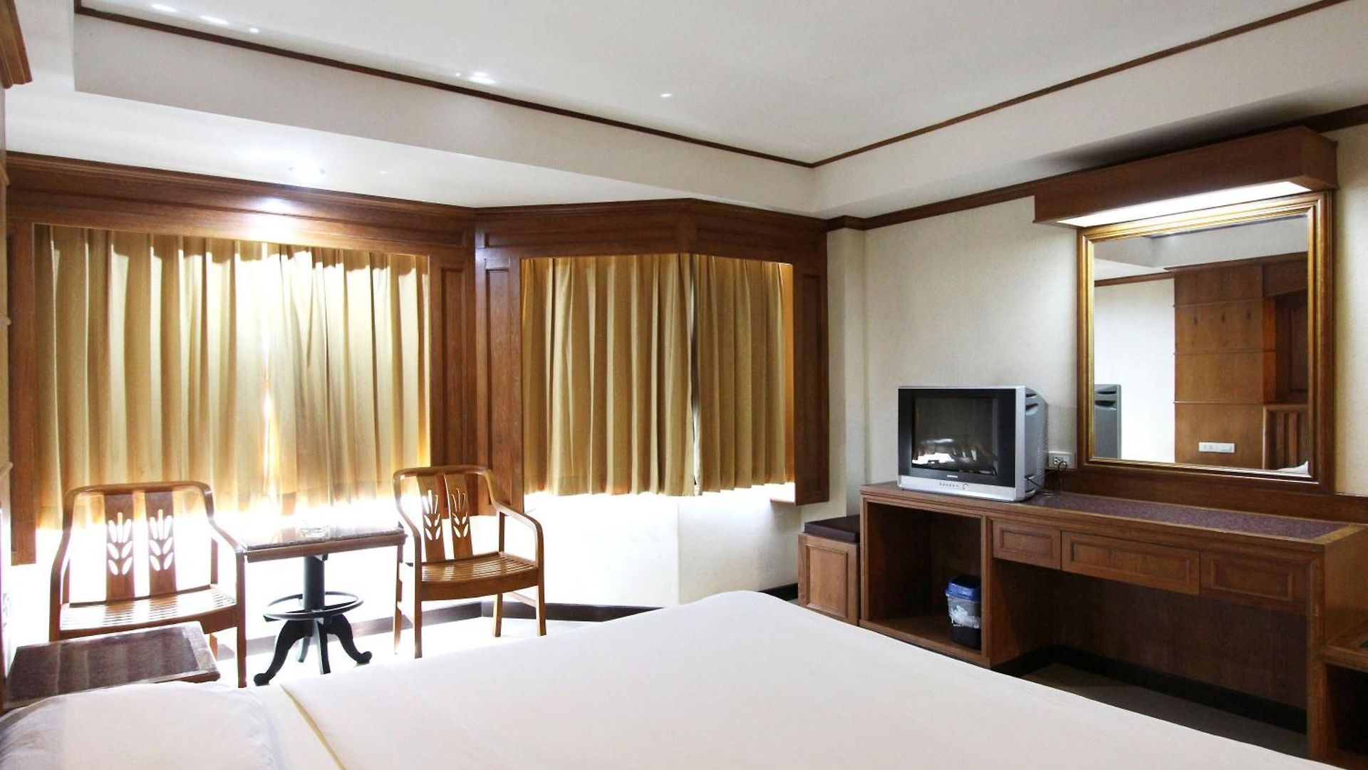 เดอะ เอเอ พัทยา เรสซิเดนซ์ 2* Pattaya