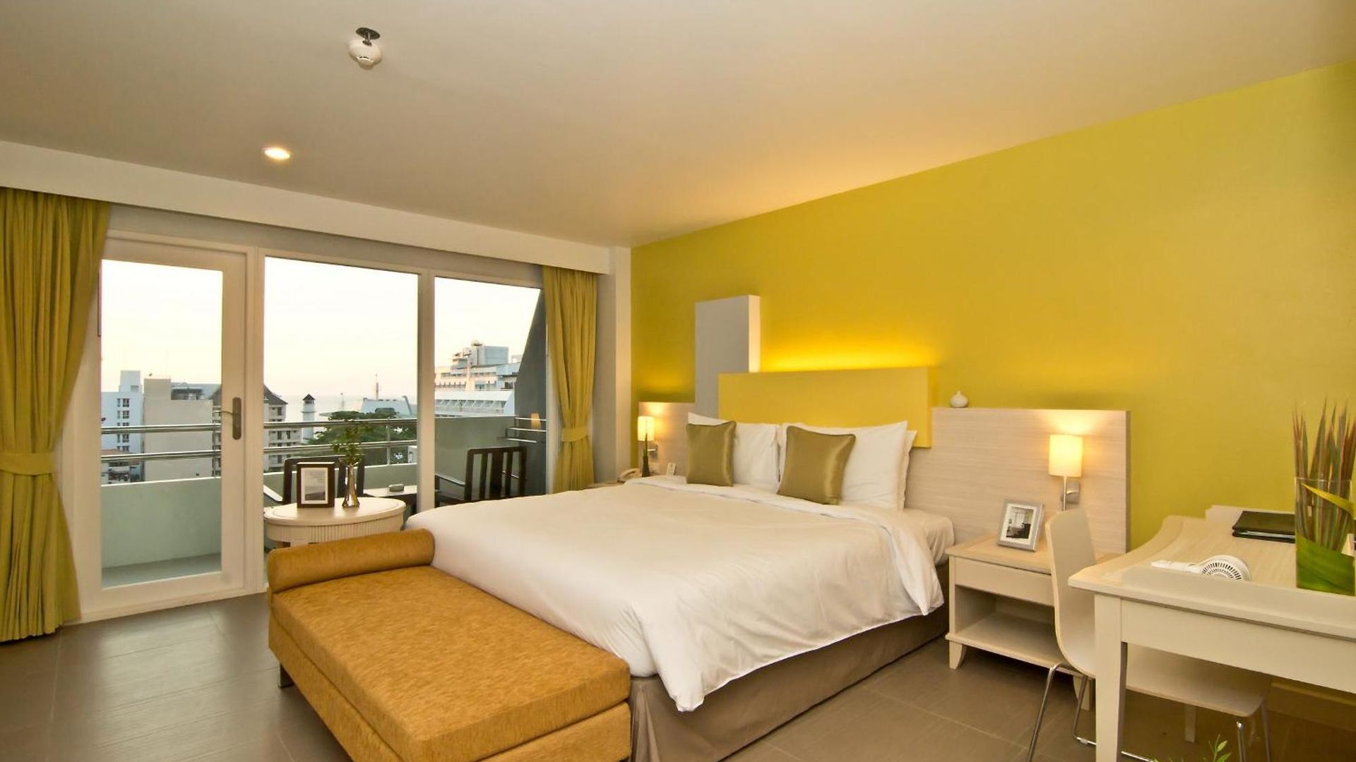 Sunshine Vista 3* Pattaya