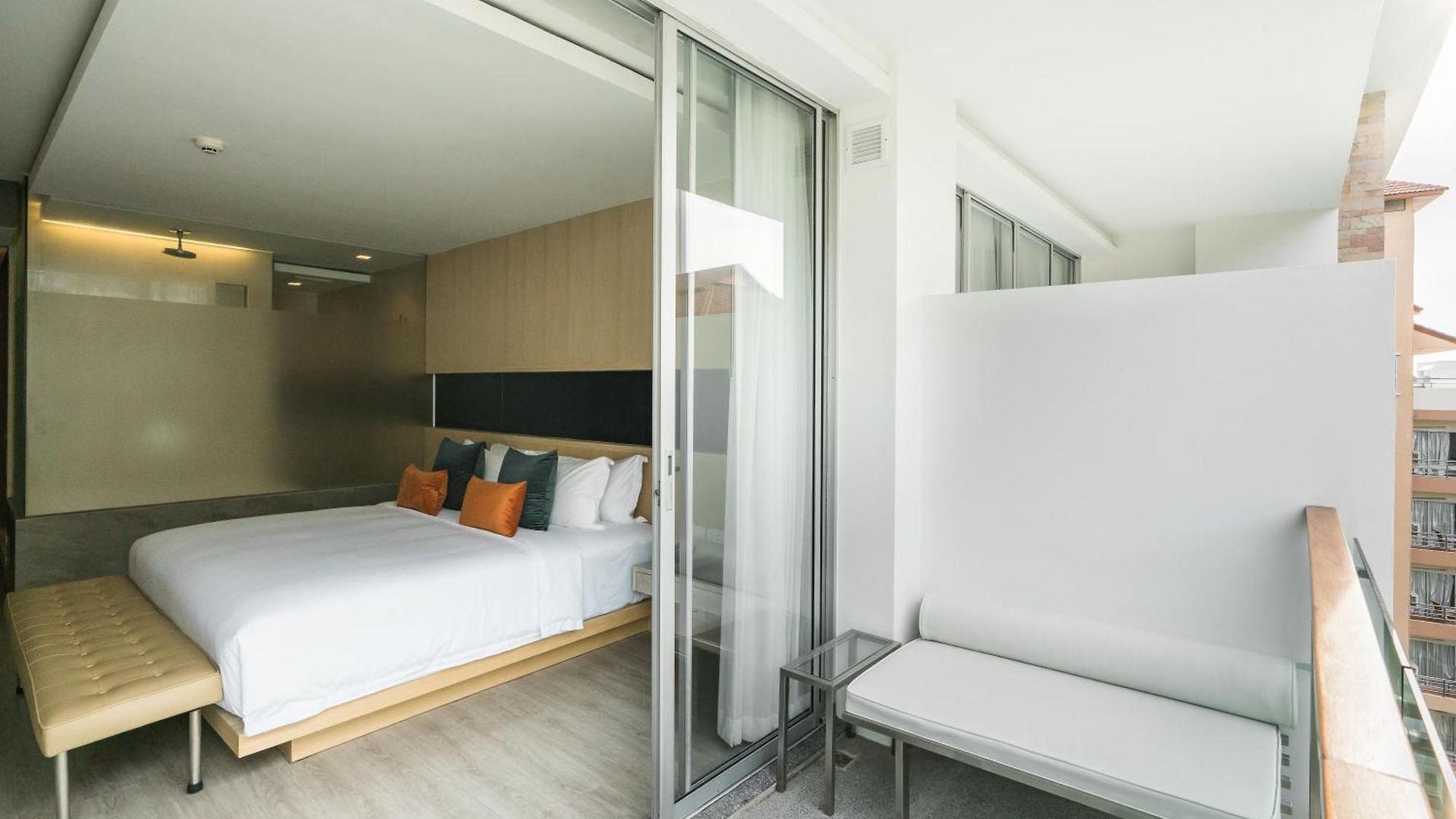 โรงแรม โรงแรมวิสต้า 4*