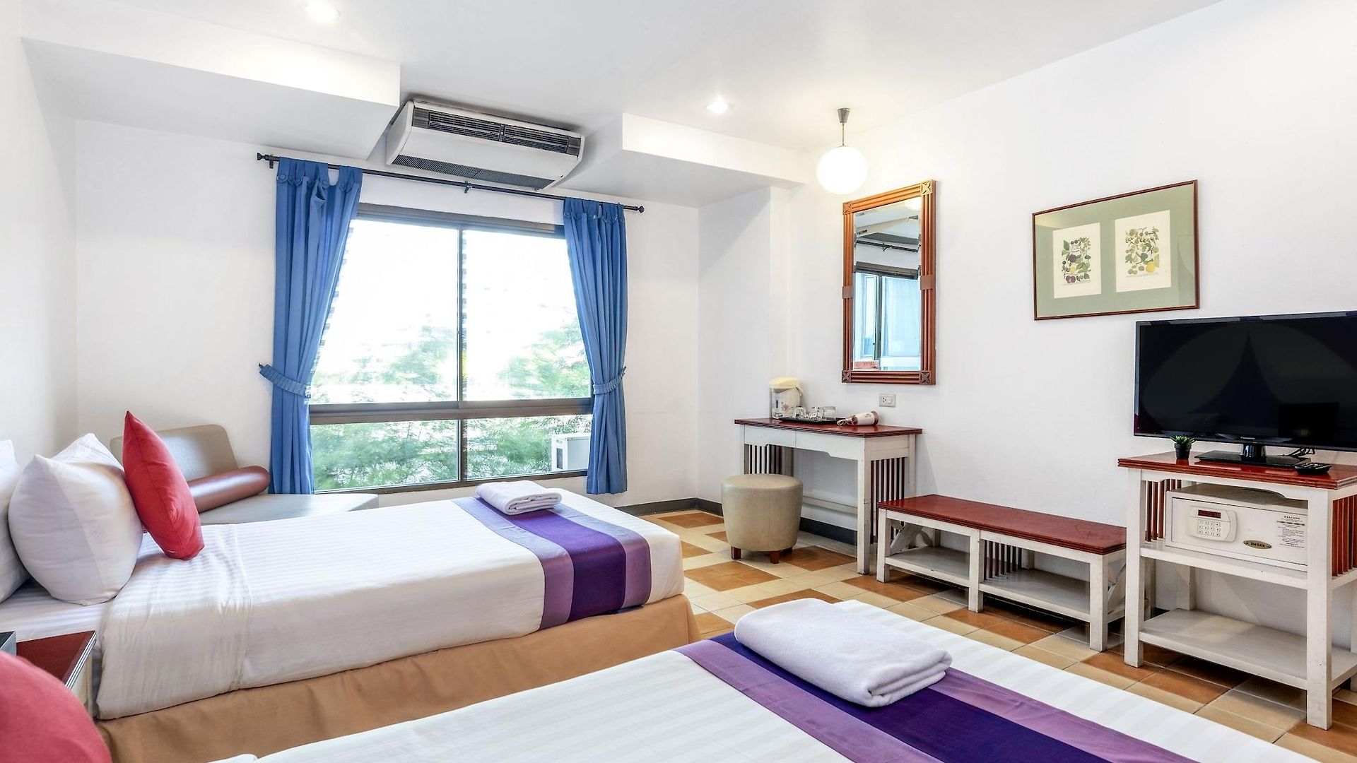 Sawasdee Sea View 3* Pattaya