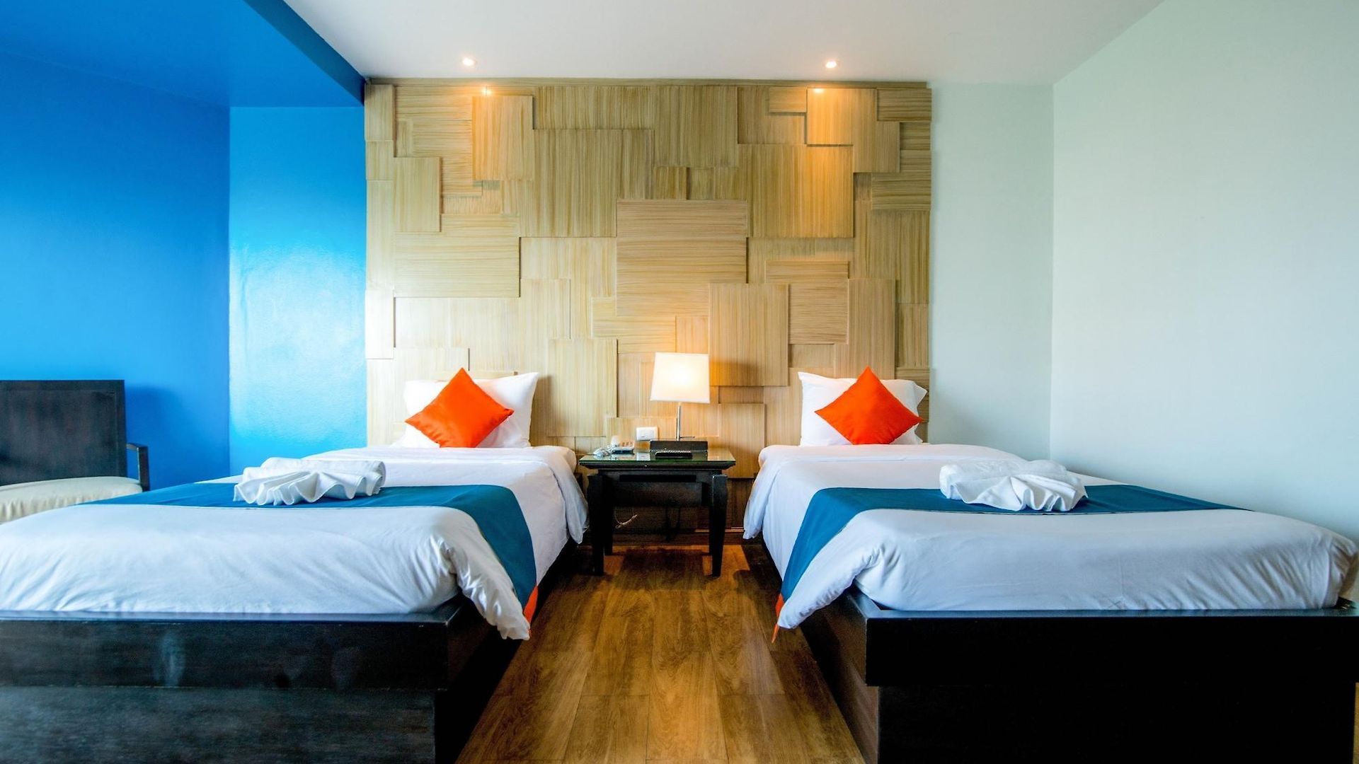 Sea Breeze Jomtien 4*