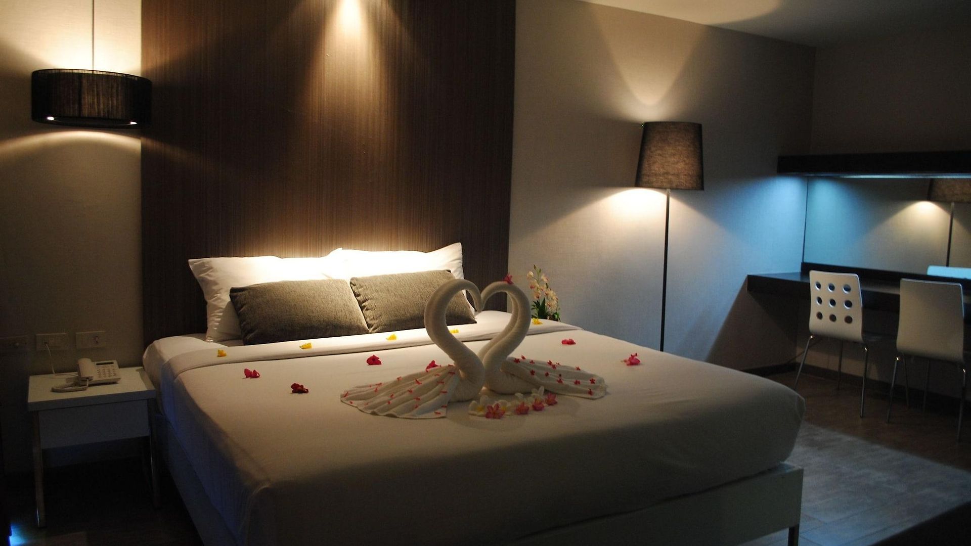 Place Serviced 3*