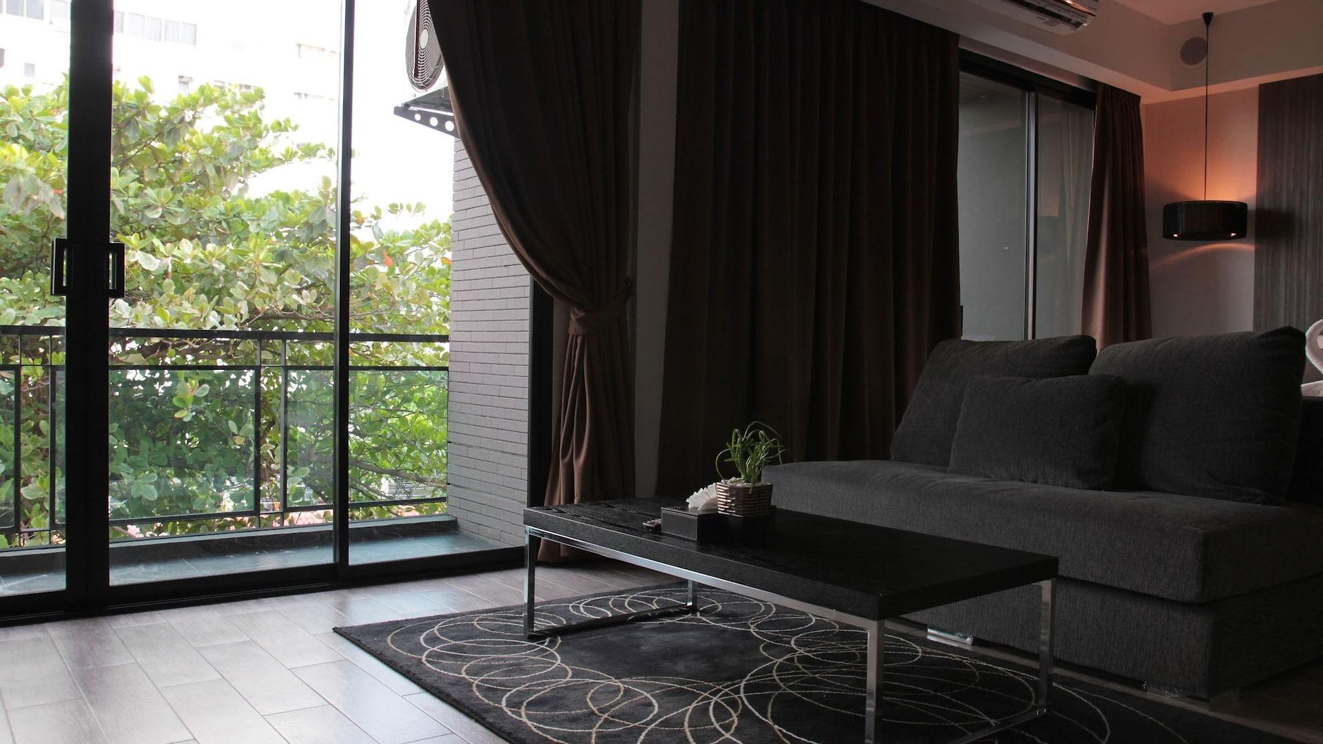 Place Serviced โรงแรม 3*