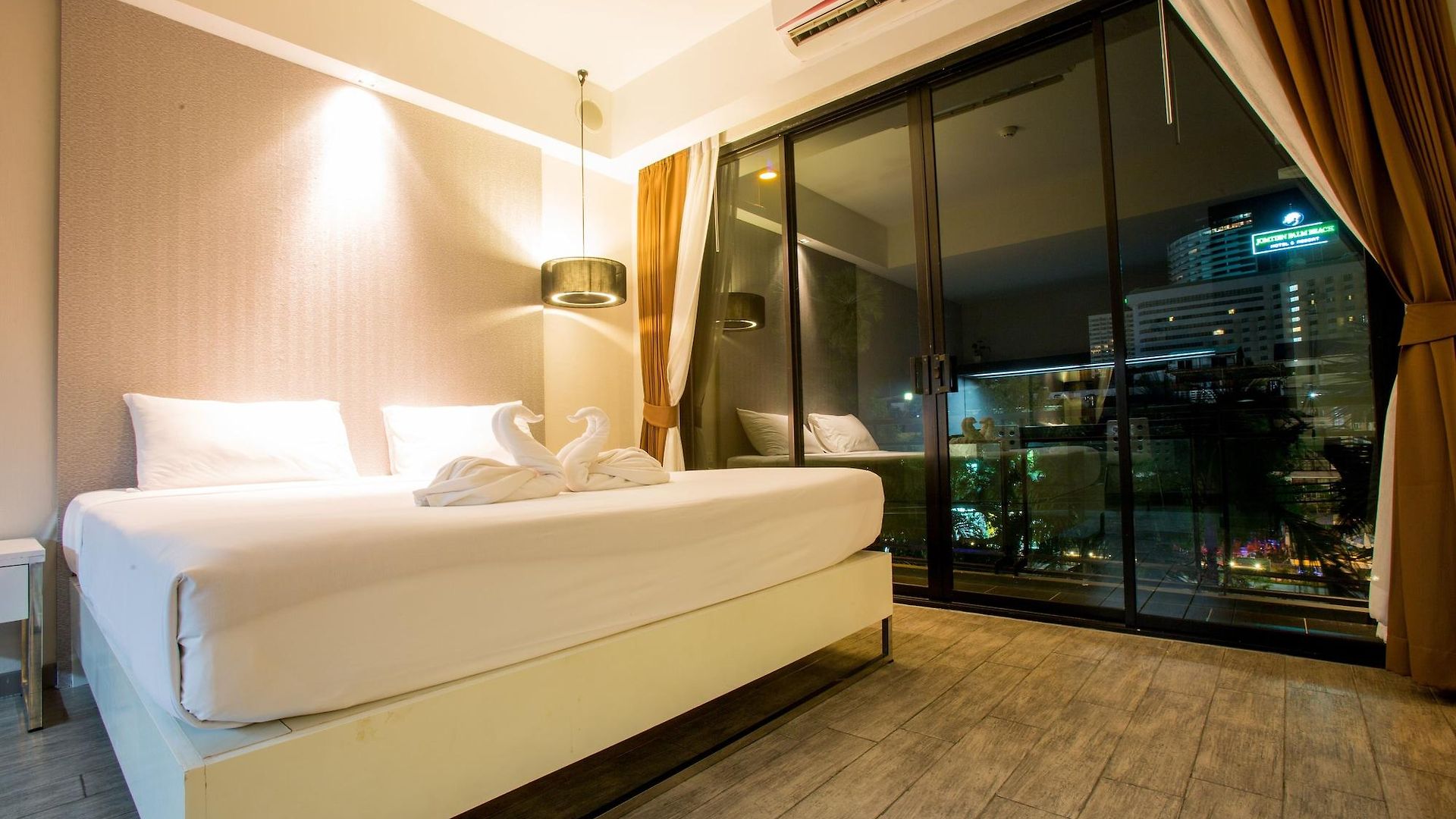 Place Serviced 3*