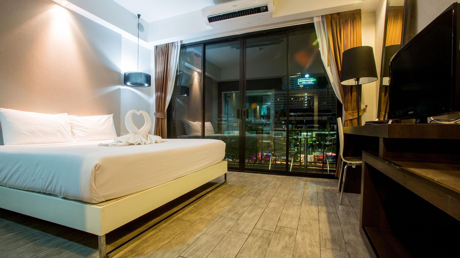 โรงแรม Place Serviced Pattaya