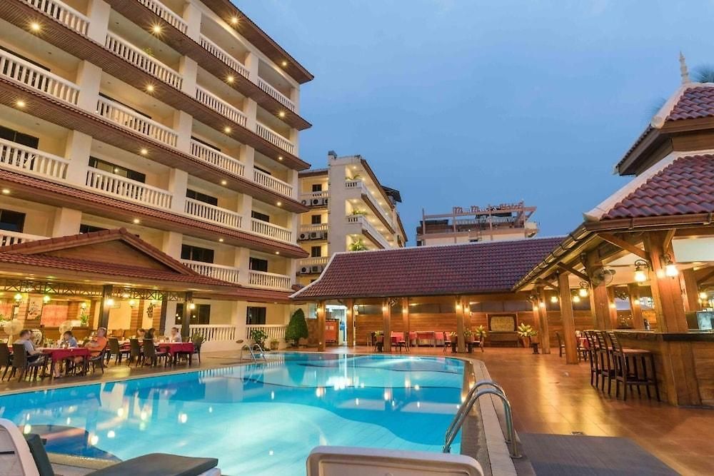 เดอะ เรสซิเดนซ์ การ์เด้น 3* Pattaya