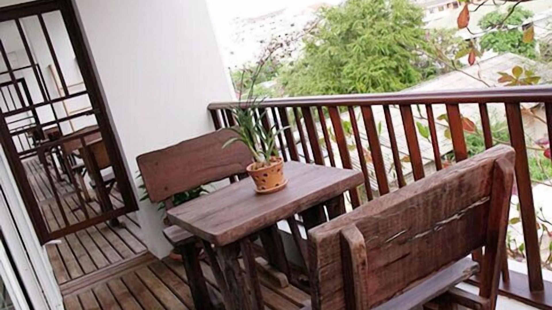 Chada Thai House Hotel 3*