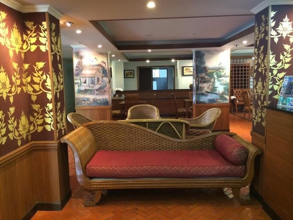 Hotel Chada Thai House 3*