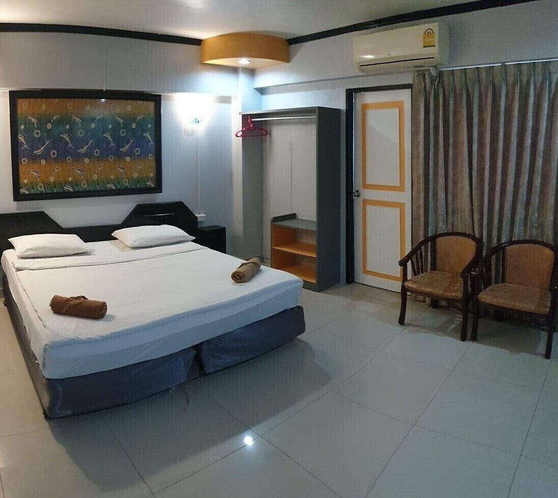 โรงแรมโฮม พัทยา โรงแรม Pattaya