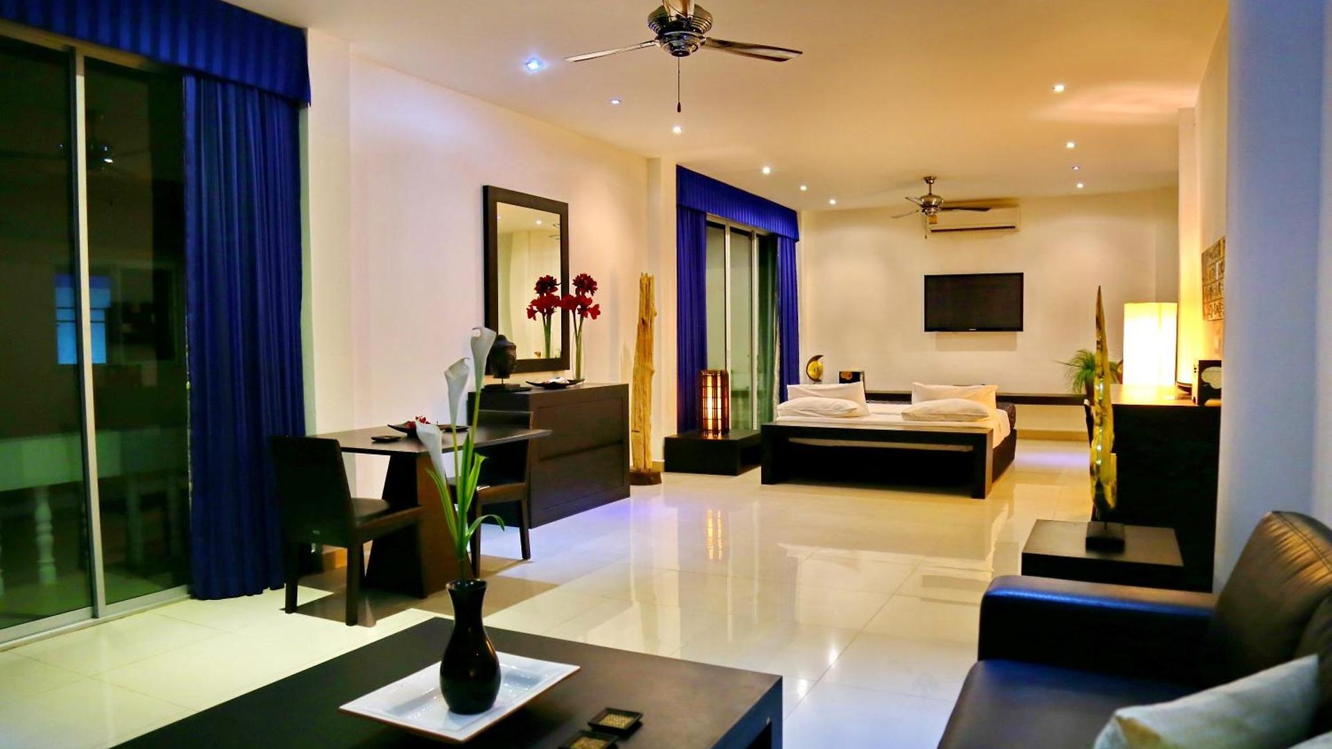 East โรงแรม Pattaya