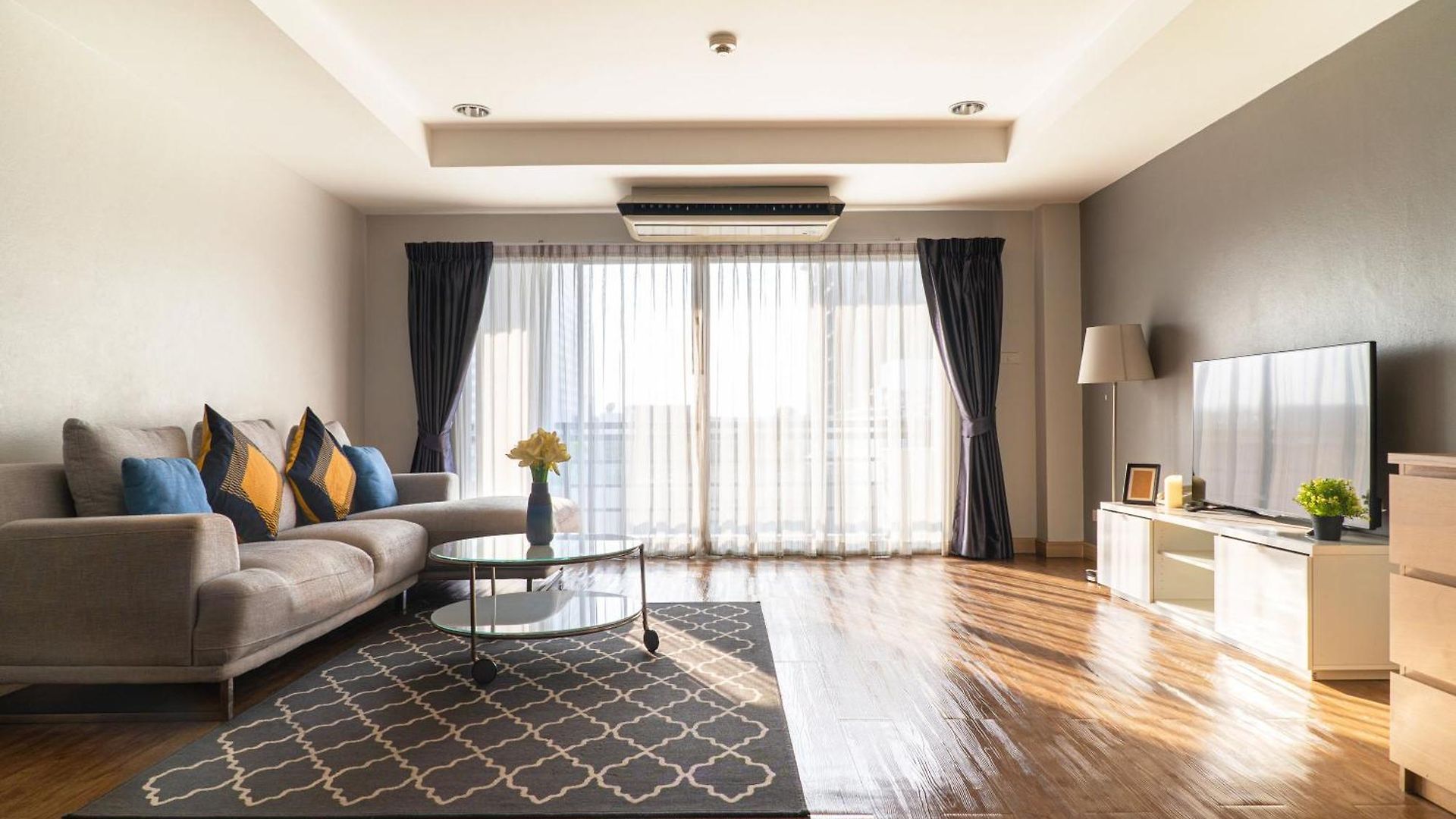 เพลิน เพลซ เรสซิเดนซ์ โรงแรม Pattaya