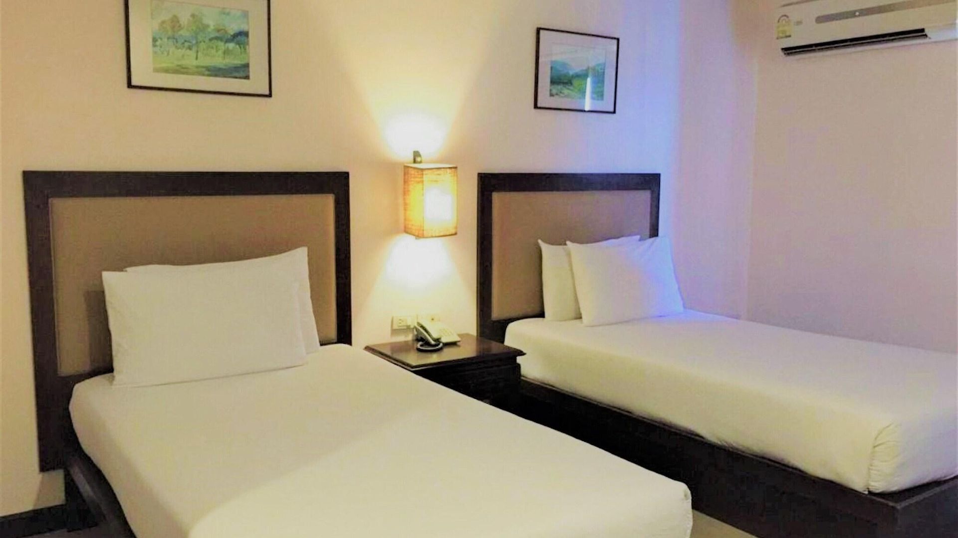 นริส อาร์ท โฮเทล 3* Pattaya