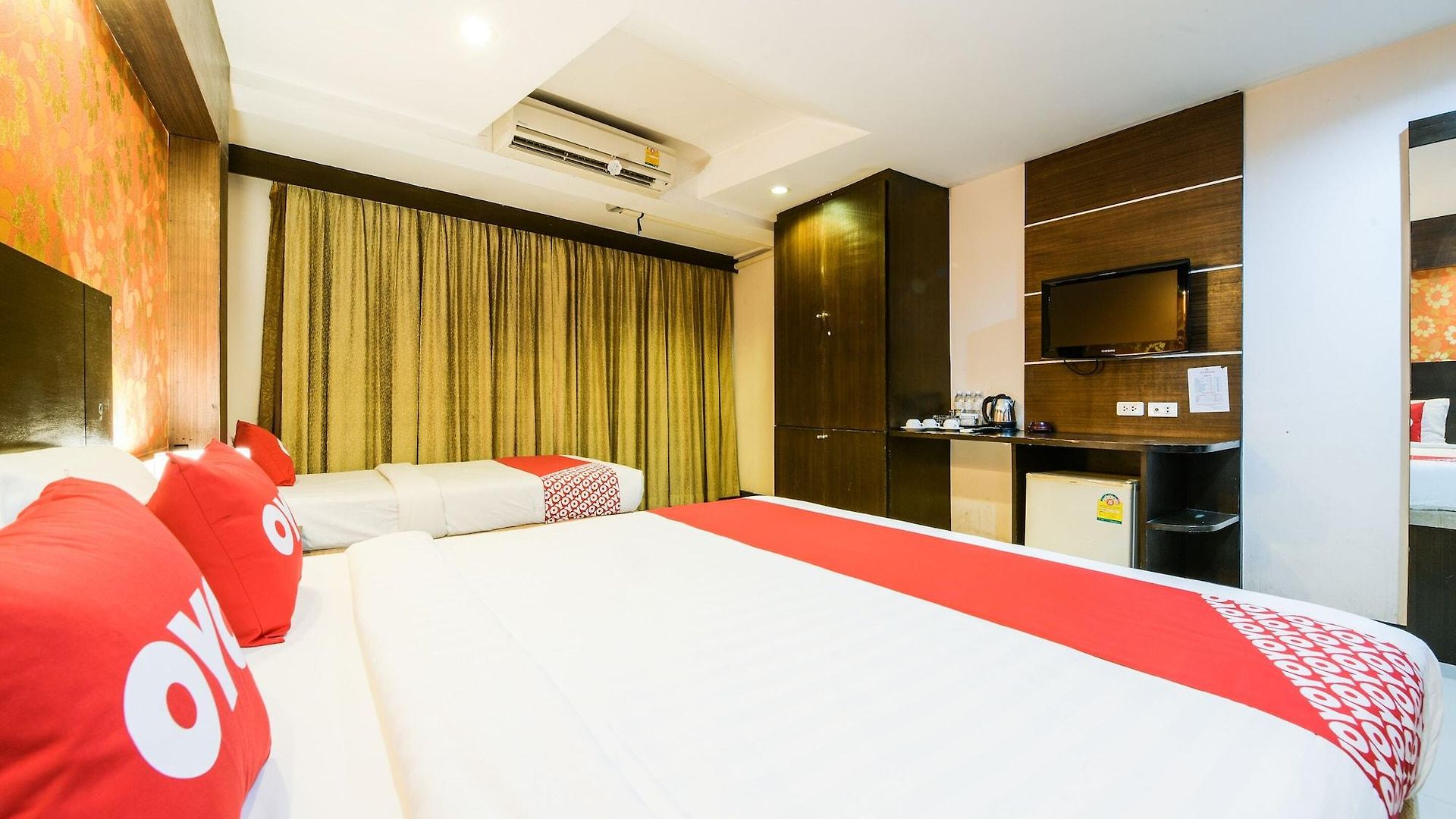 Tez Palace Hotel