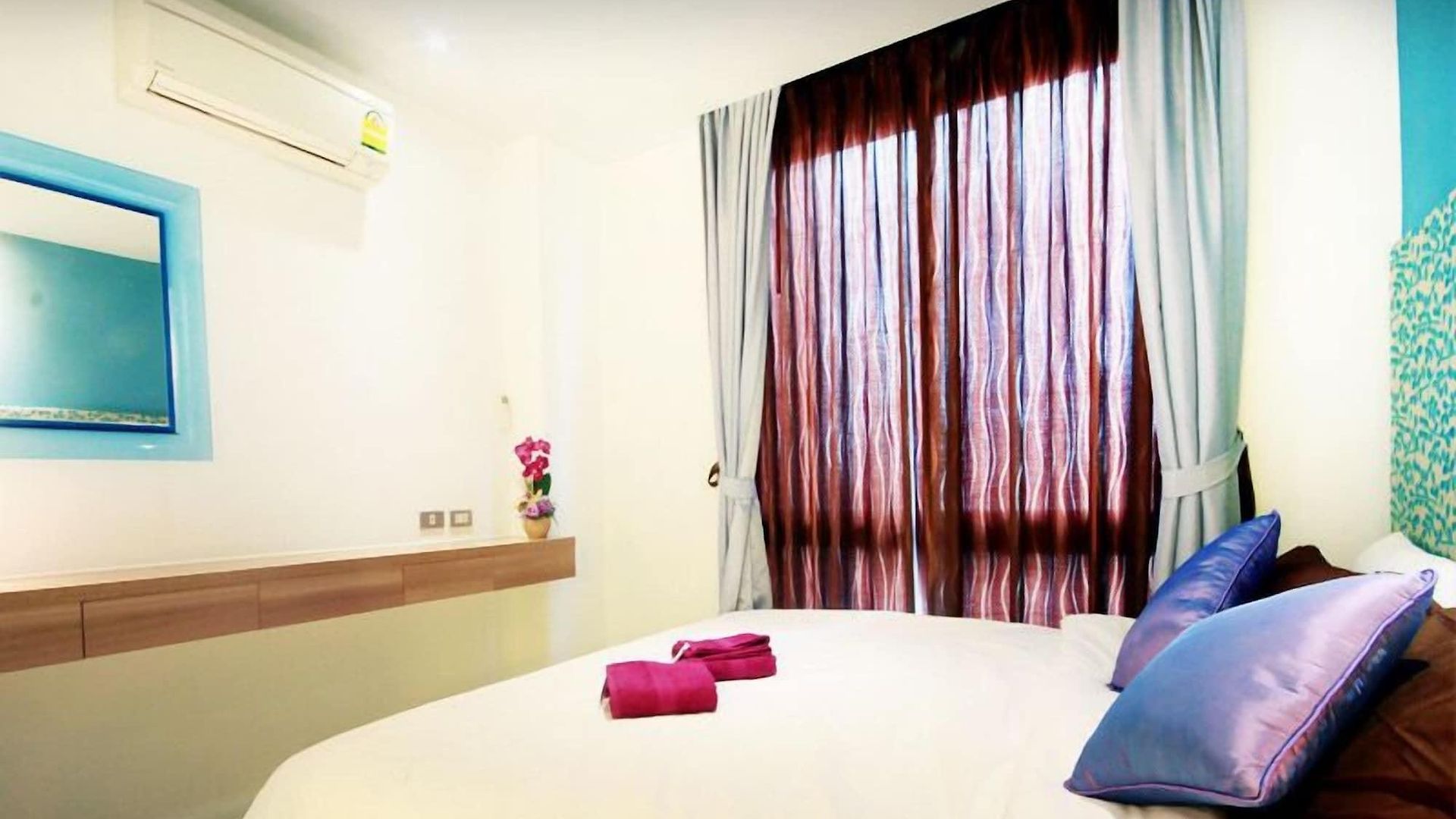 Atlantis & Water Park By The Sea โรงแรม Pattaya