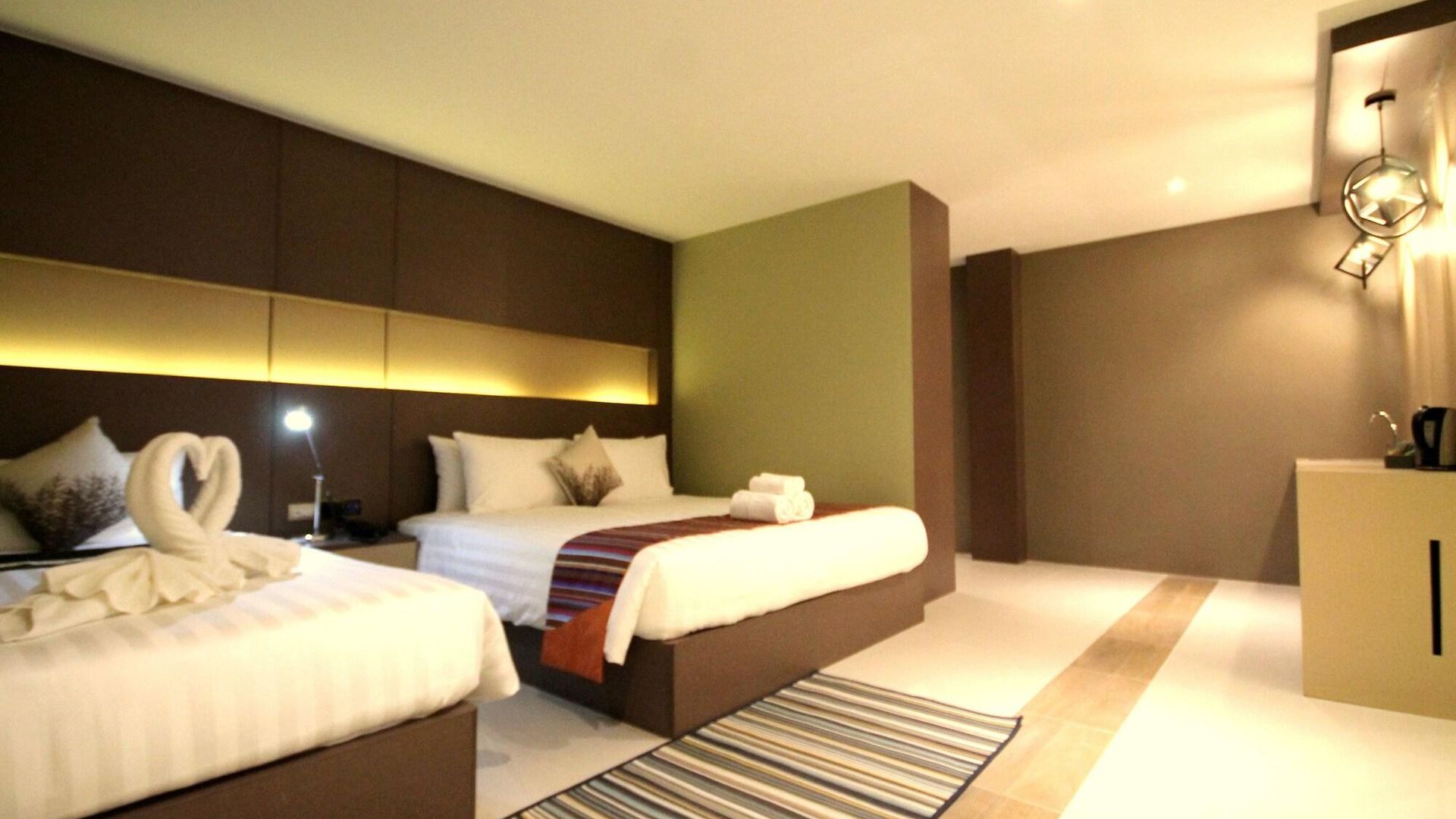 โรงแรม Republic